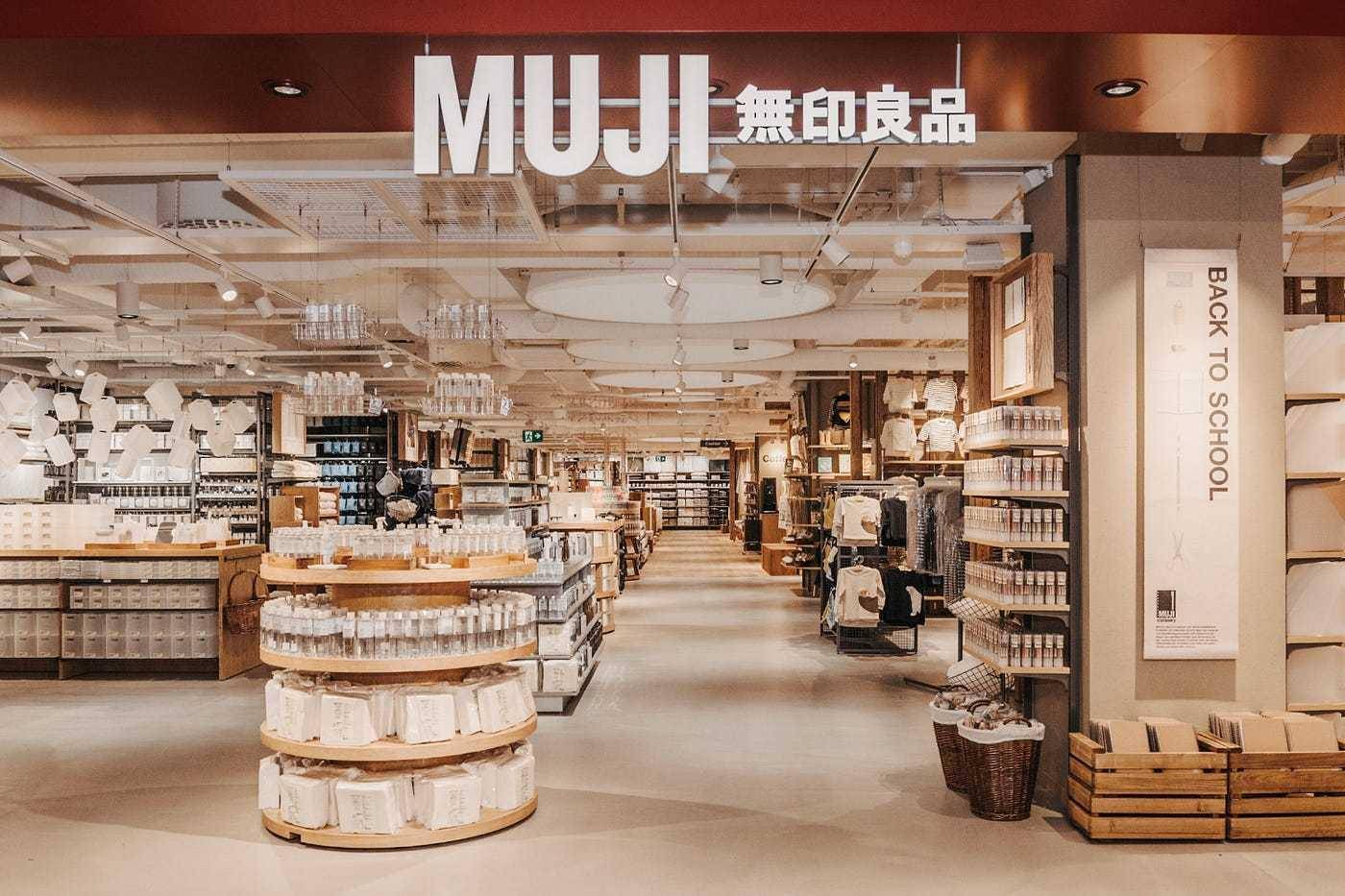 无印良品入局“折扣”小店九游会j9ag巨擘微营：