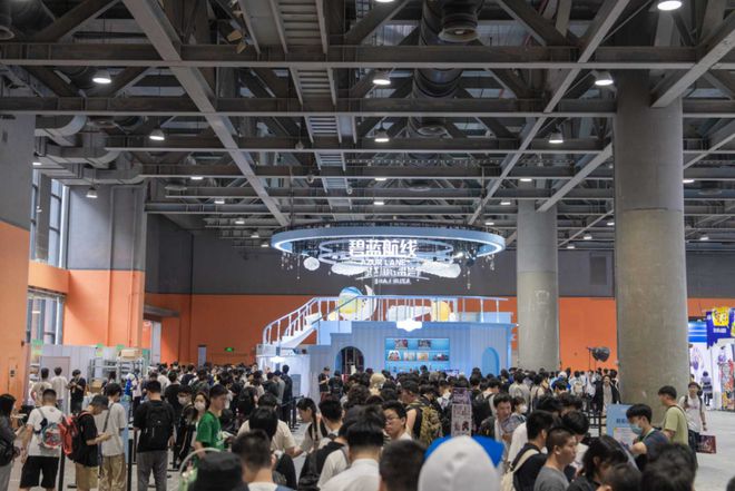 航线》的线下活动就跟回家了一样j9九游会登录每次参加《碧蓝(图6)